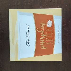 Too Faced Pumpkin Spice eyeshadow palette